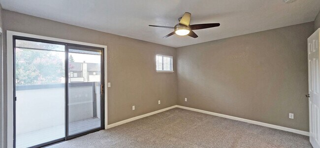 Building Photo - 210 Wales Dr