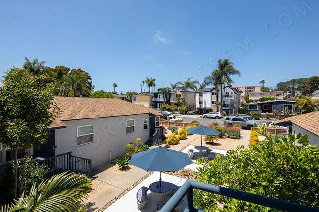 Building Photo - Bright 2 BR in Great Pacific Beach Locatio...