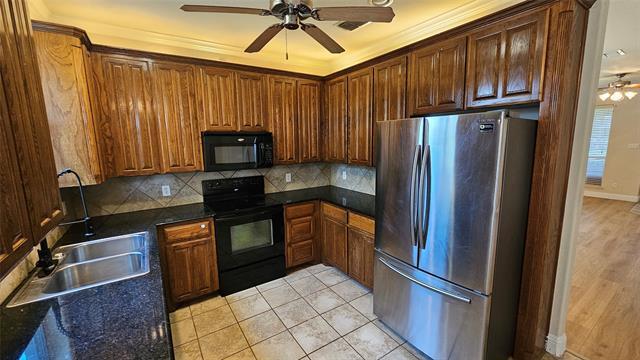 Building Photo - 3049 Trinity Lakes Dr