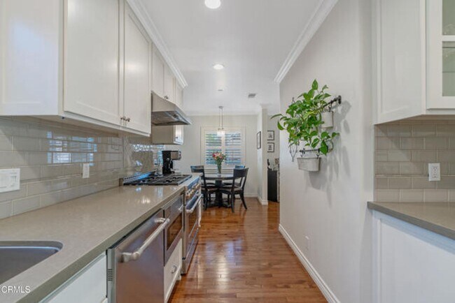 Building Photo - CHARMING 3BR + 2BA HOUSE IN MONROVIA!