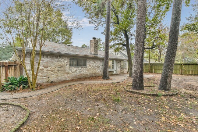 Building Photo - 9718 John Bank Dr