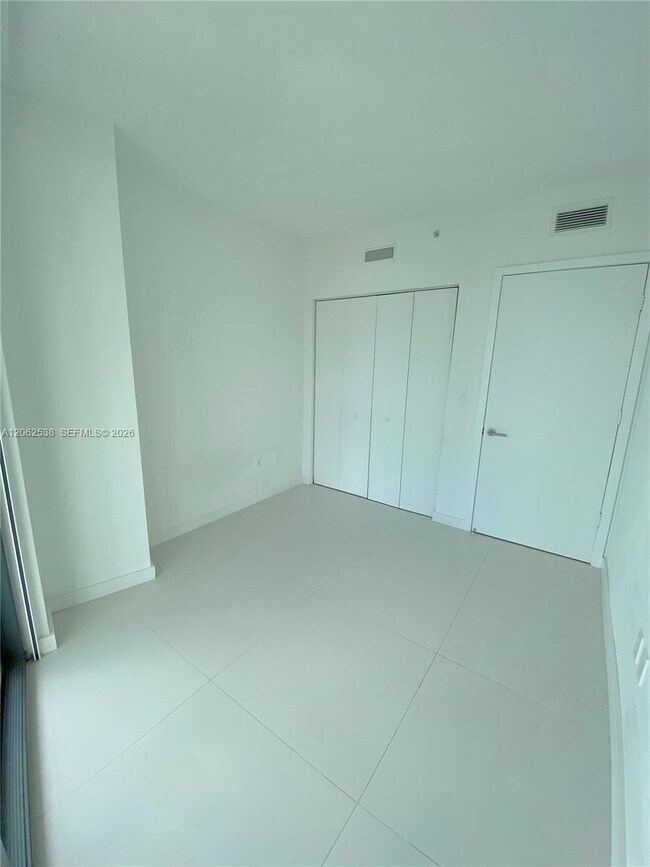 Building Photo - 1300 S Miami Ave