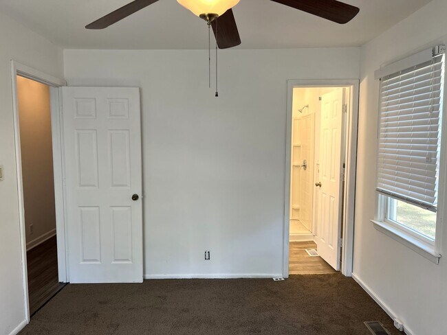 Building Photo - Cute Home in East Macon