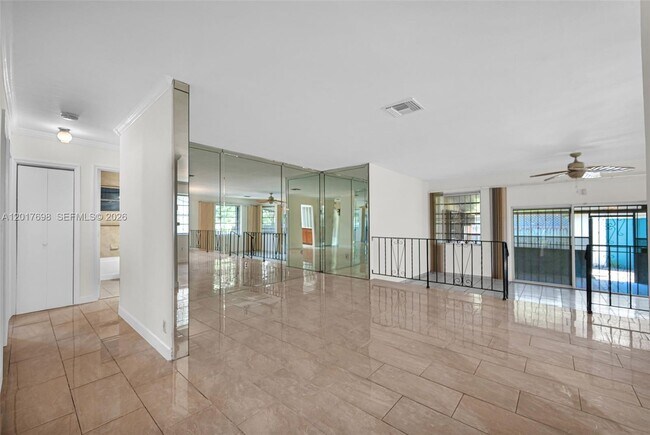 Building Photo - 244 NW 43rd St