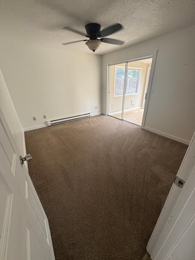 Building Photo - 1534-1536 Westhaven Pl