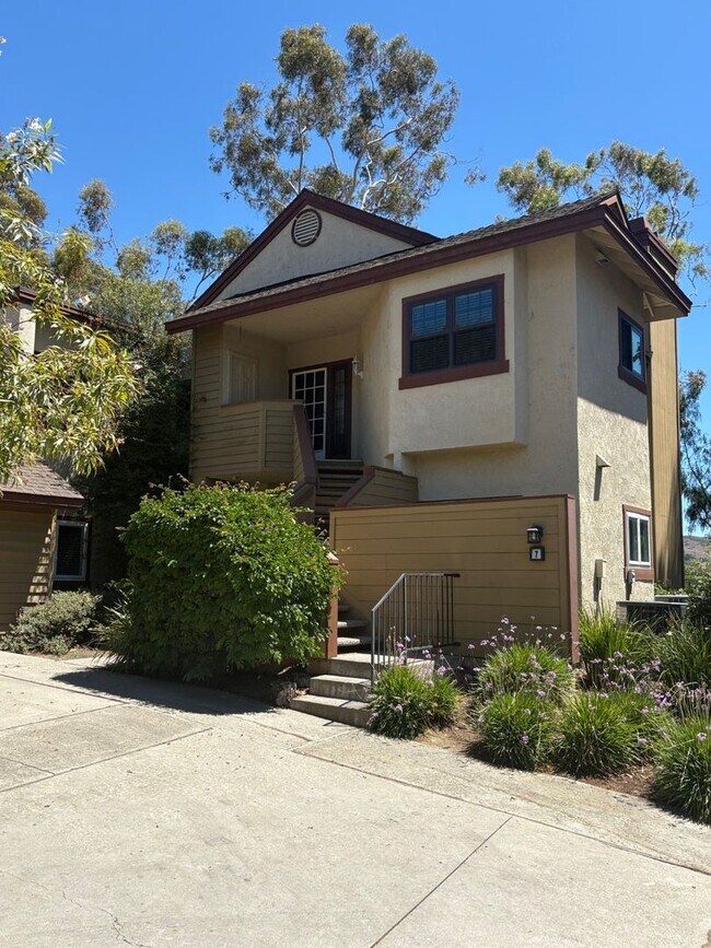 Building Photo - Serenity awaits in this upgraded 2 bedroom...