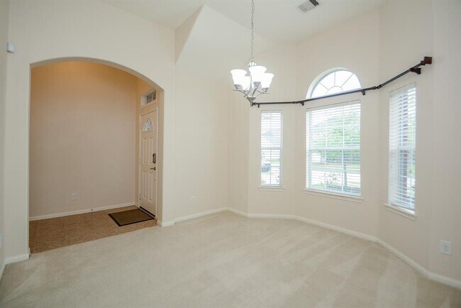 Building Photo - 10030 Arcadian Spgs Ln