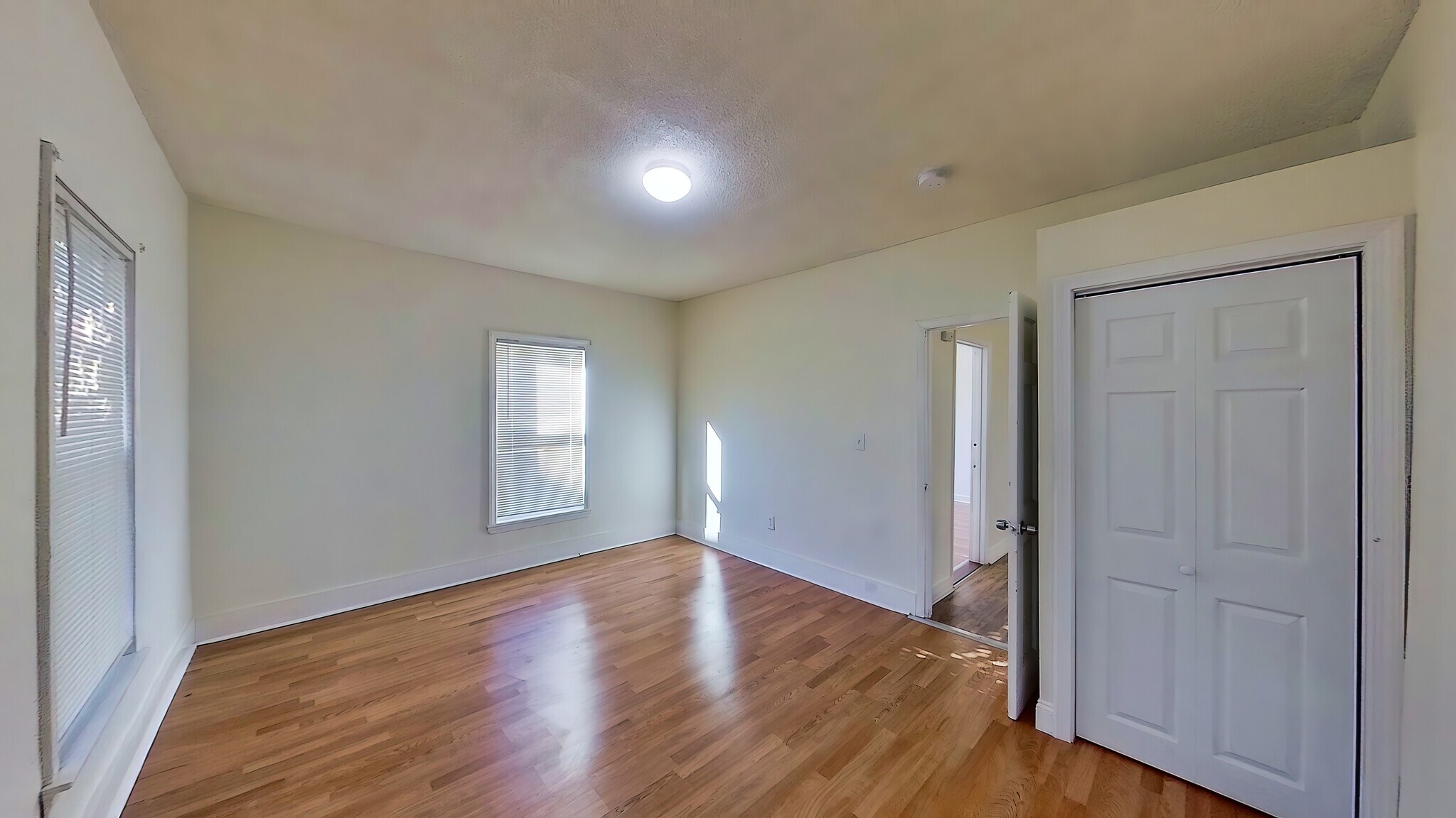 Bedroom - 29 Glenwood Sq