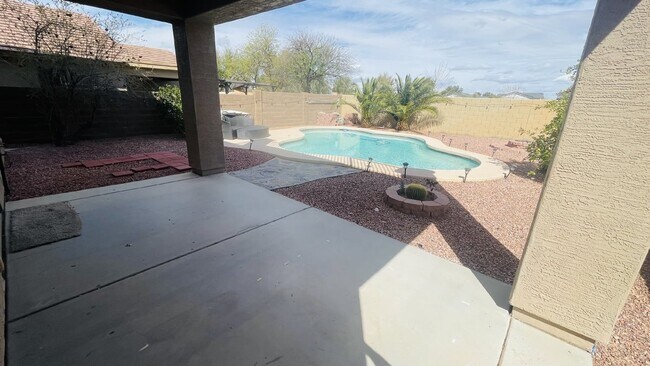 Building Photo - 44970 W Zion Rd