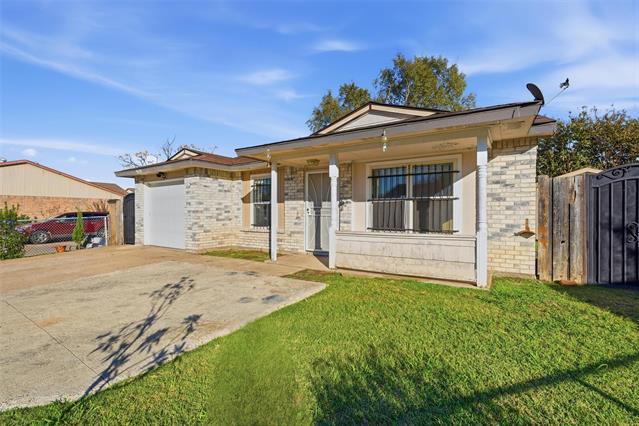 Building Photo - 9420 Kerrville St