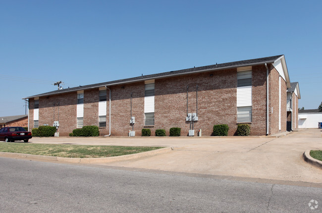Primary Photo - Blackwelder Arms Apartments