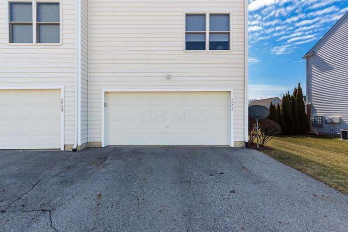 Building Photo - 6006 Turnwood Dr