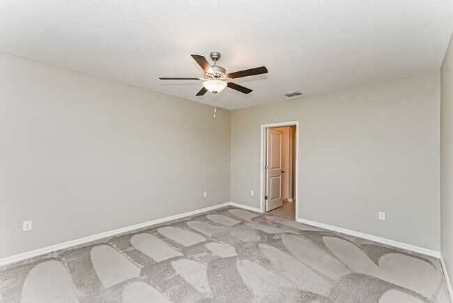 Building Photo - 5125 Dandelion St