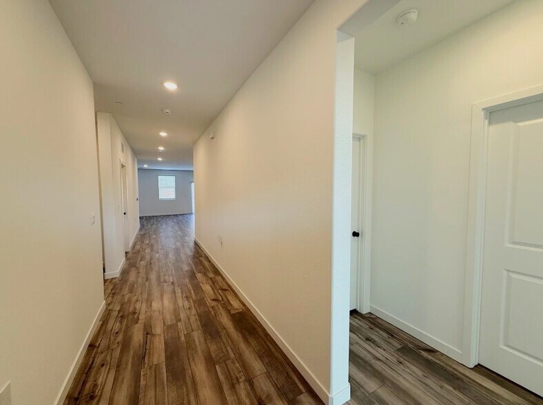 Building Photo - 4639 Sami Jo Dr