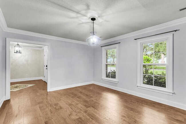 Building Photo - Charming Updated Home with Designer Kitche...