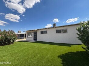 Building Photo - 6138 Taos Dr