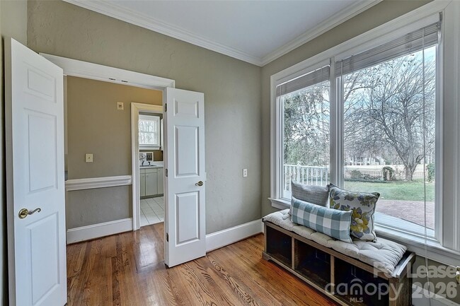 Building Photo - 5100 Piper Glen Dr