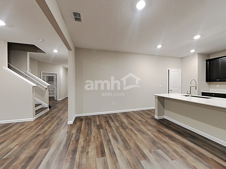 Building Photo - 91 Hemlock Point