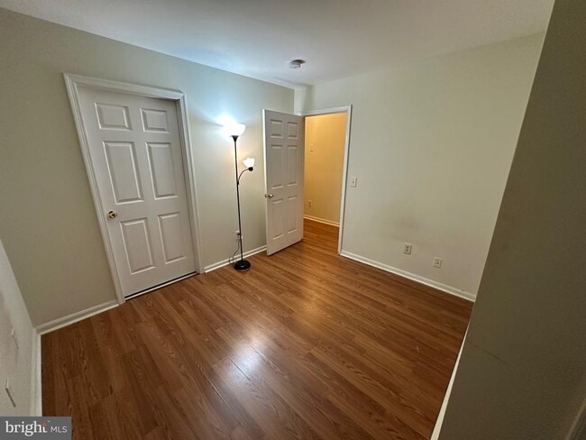 Building Photo - 27 Victory Ct