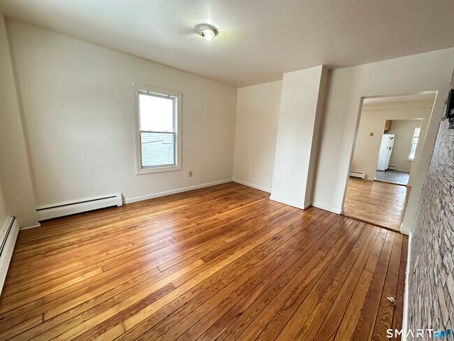 Building Photo - 60 Tariff St