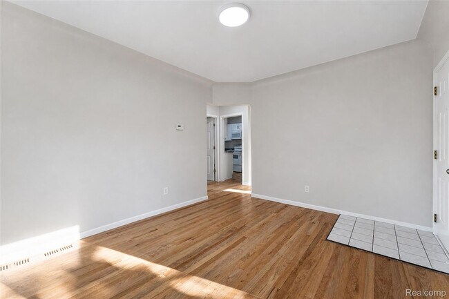 Building Photo - 5712 Drexel St