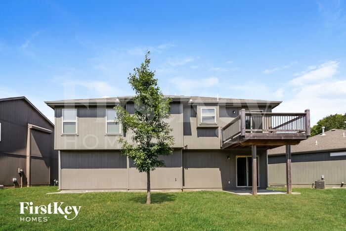 Building Photo - 11111 Highview Rd
