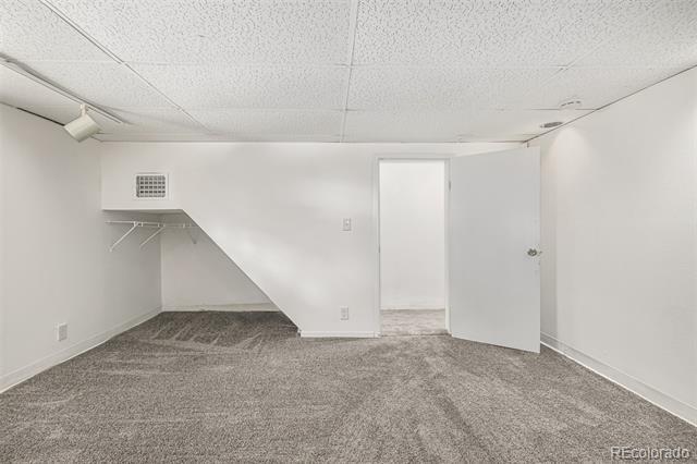 Building Photo - 1409 S Clermont St