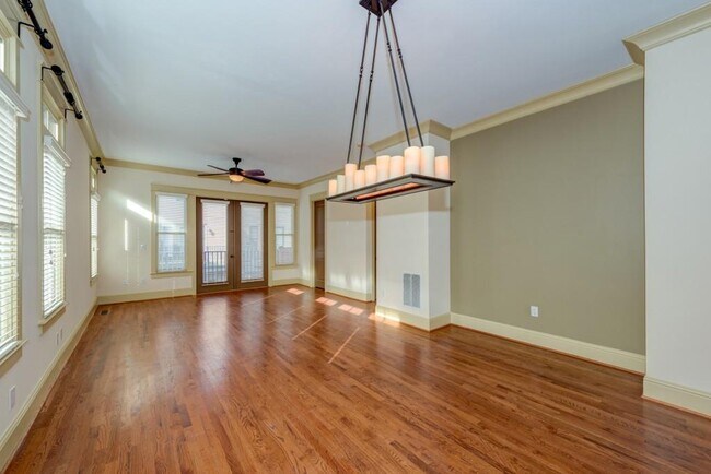 Building Photo - 4685 Dogwood Aly