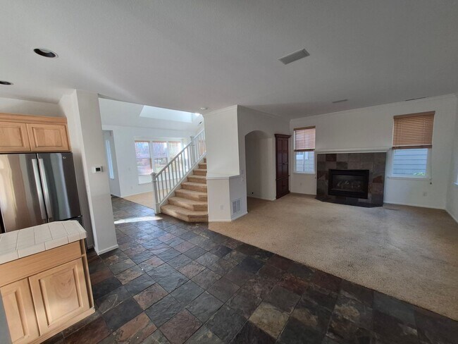 Building Photo - 3 Bed 2.5 Bath - The Parks at Broken Top.