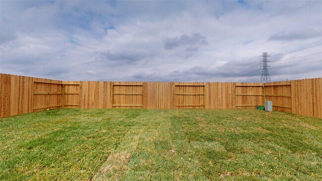 Building Photo - 27014 Breakaway Ln