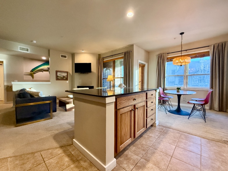 Building Photo - 6008 St Moritz Dr