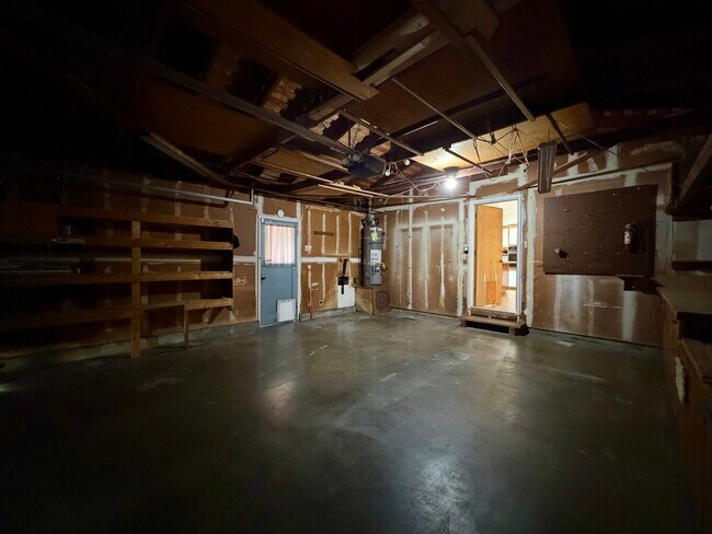 Building Photo - 3 Bedroom 2 Bathroom Single Level Napa Brown's Valley Home