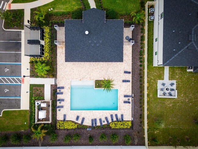 Building Photo - 518 Lady Palm St