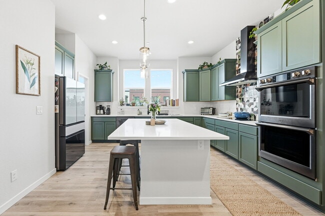 Building Photo - 2272 Old Rail Wy