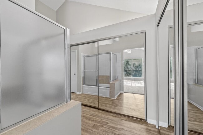 Building Photo - 16723 Quiet Trail Dr