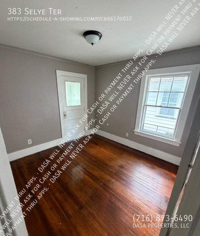 Building Photo - 383 Selye Terrace