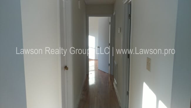 Building Photo - Beautiful Home in Cave Spring with Partially Finished Basement
