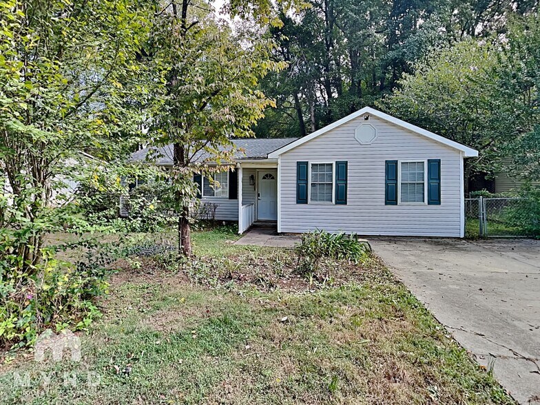 Building Photo - 5825 Crossing King Dr