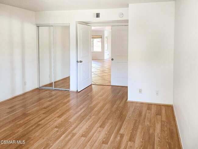 Building Photo - 2831 Shirley Dr