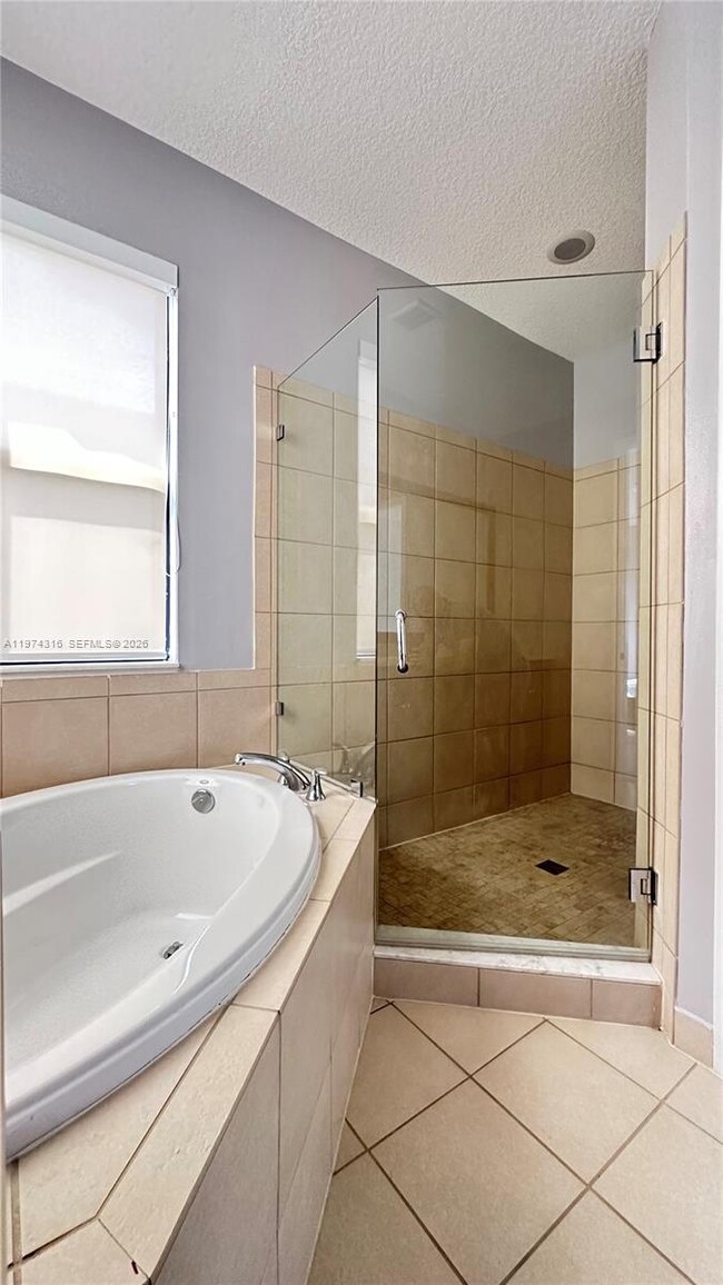 Building Photo - 3278 W 97th Terrace