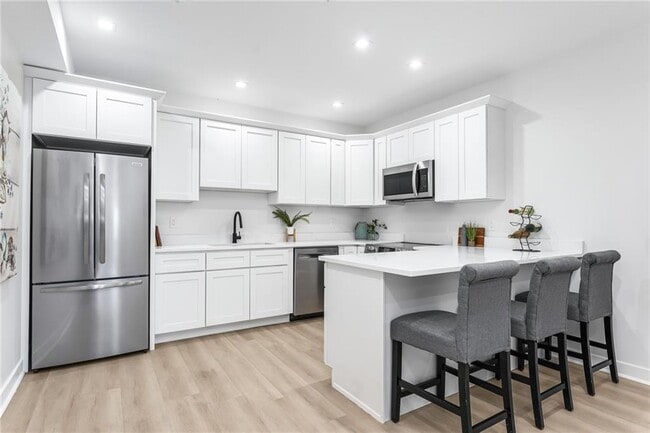 Building Photo - 50 Murray St