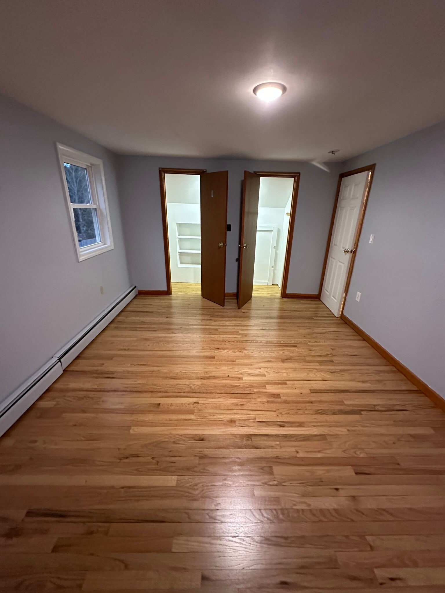 Building Photo - 6 Oakwood Ln