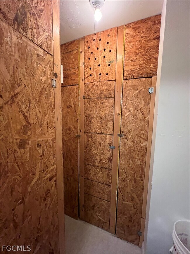 Building Photo - 4803 Sunset Ct