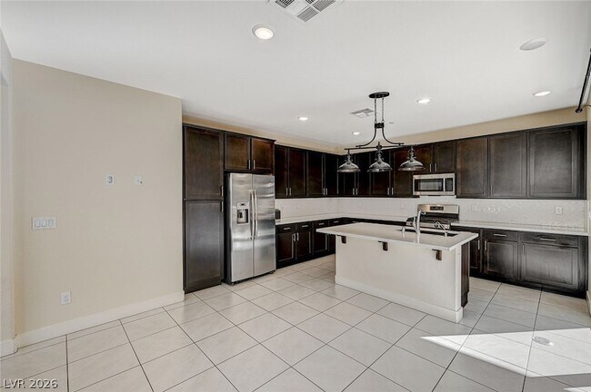Building Photo - 801 Carberry Ct