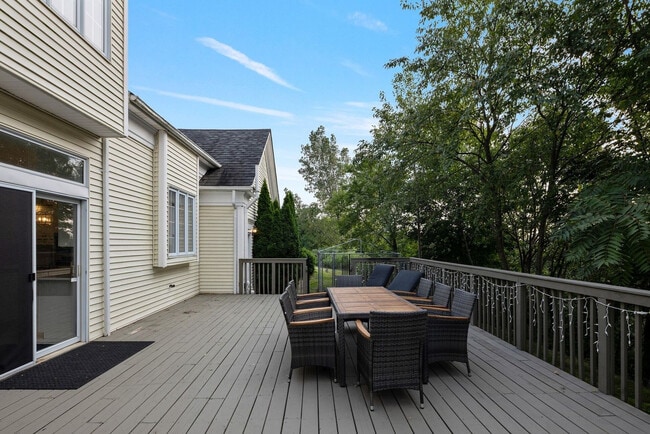 Building Photo - 321 Museum Village Rd