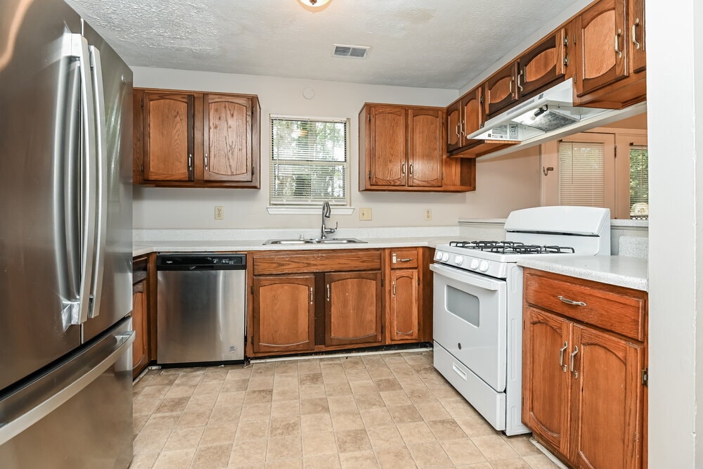Building Photo - 1268 Brandl Dr SW