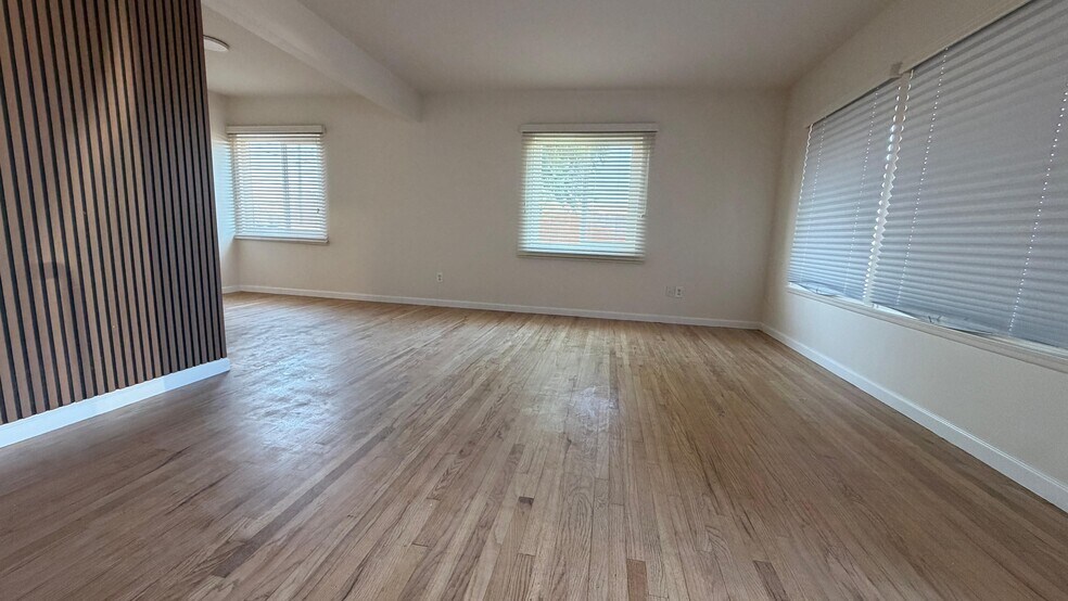 Building Photo - 4805 Saviers Rd