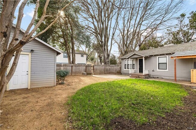 Building Photo - 1421 Citrus Ave