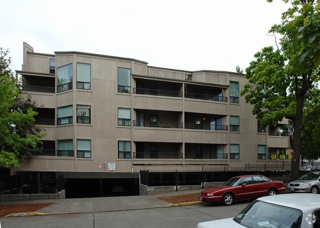 Primary Photo - 1390 Alder St