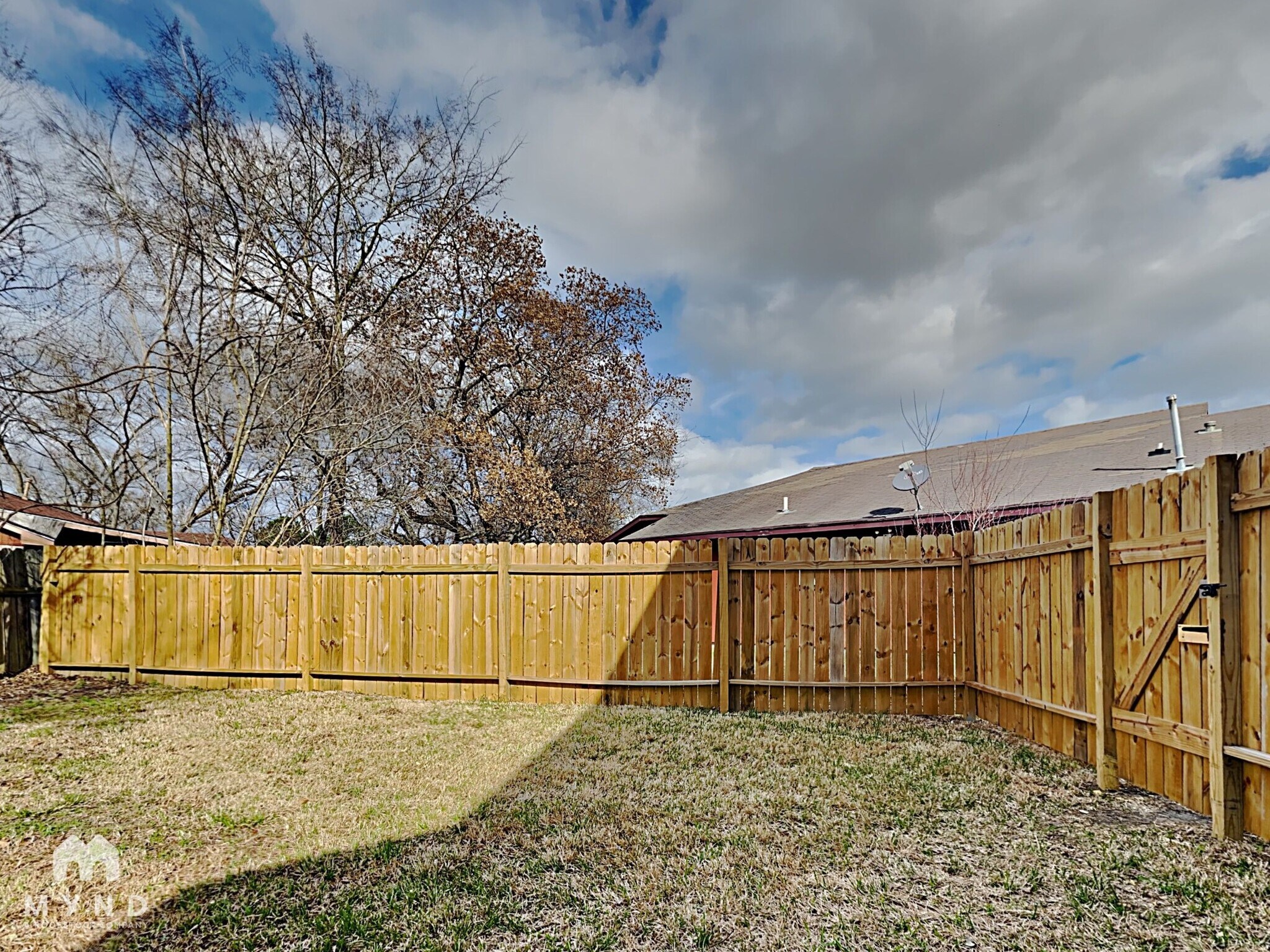 Building Photo - 1535 Stevenage Ln